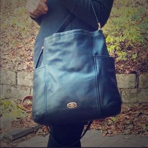 Authentic Coach Black Purse Bag